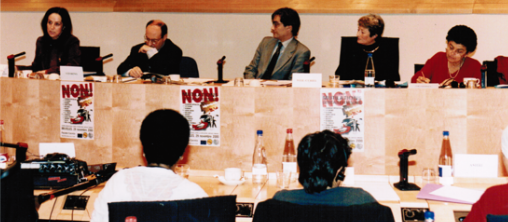2000 11 29 * Bruxelles PE non aux mgf